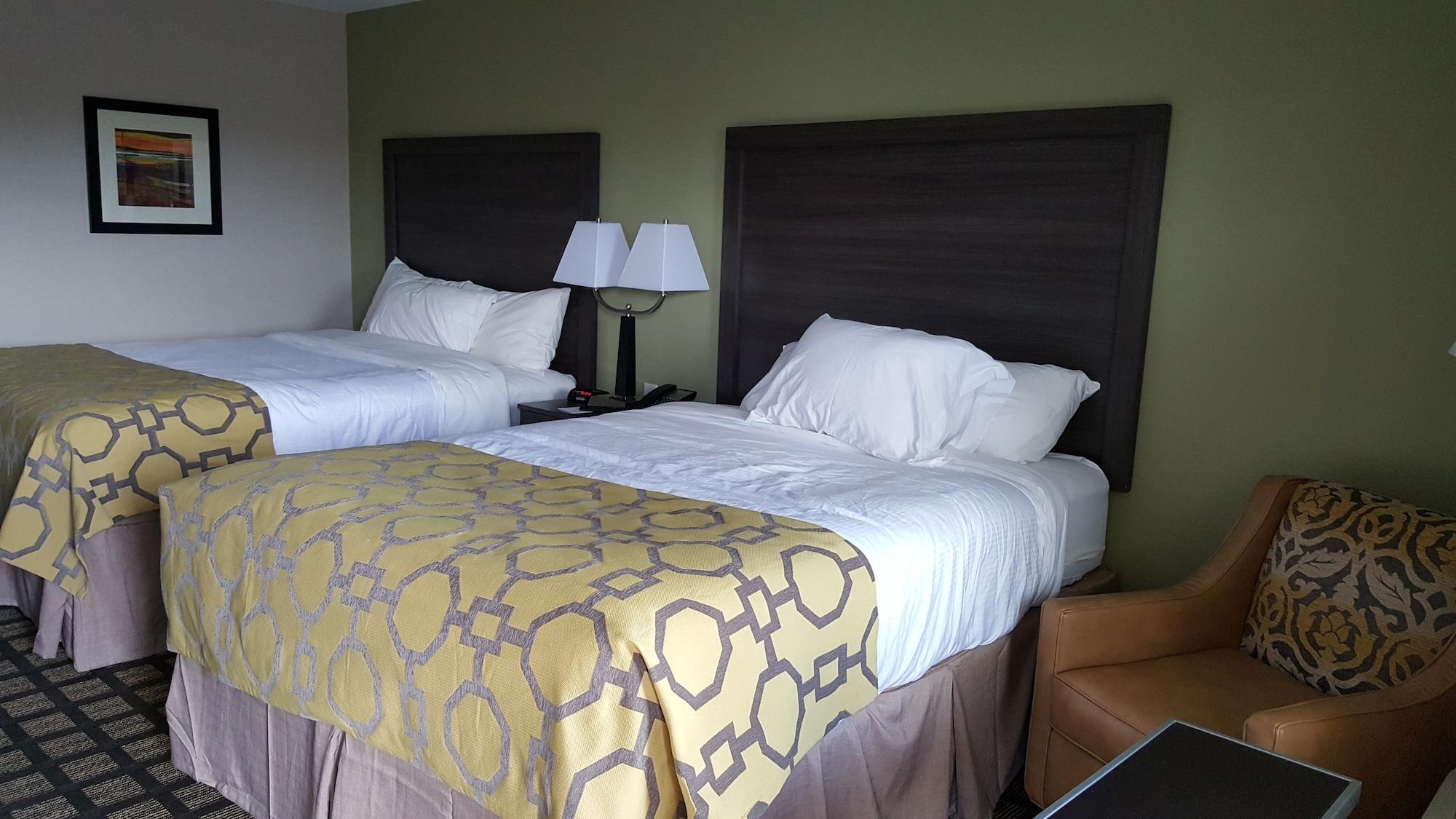 Baymont By Wyndham Clarksville Exterior photo